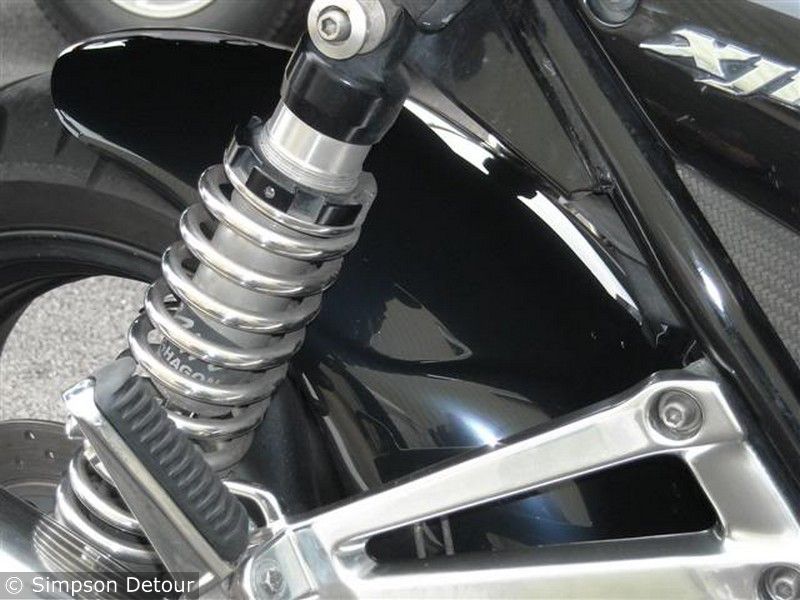 Yamaha XJR1300 07> Huggers